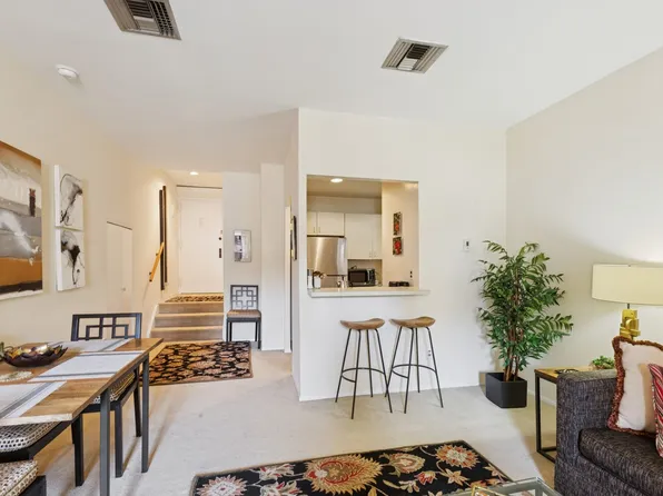 253 West 73rd Street image 2 of 4