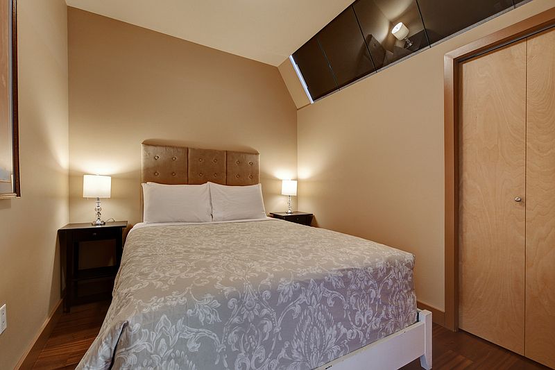 Victoria Apartment for rent - 2 Bedrooms — photo 11