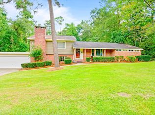 224 Pinehills Dr, Hattiesburg, MS 39402
