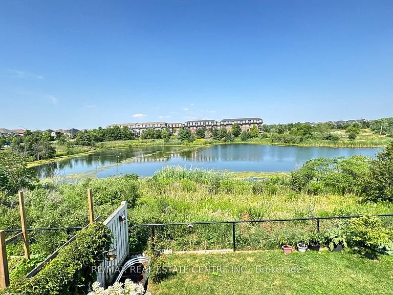 13 Alister Dr #MAIN UPPER — Photo 21