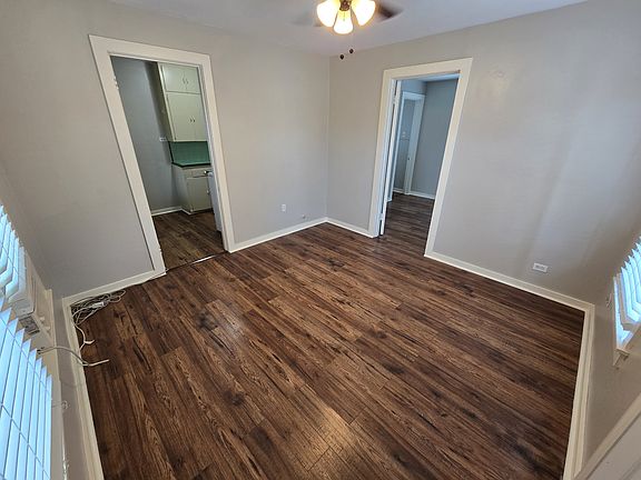 5th image of 203 E Rosewood Ave #11425717