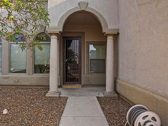 4th image of 12976 Cozy Cove Ave