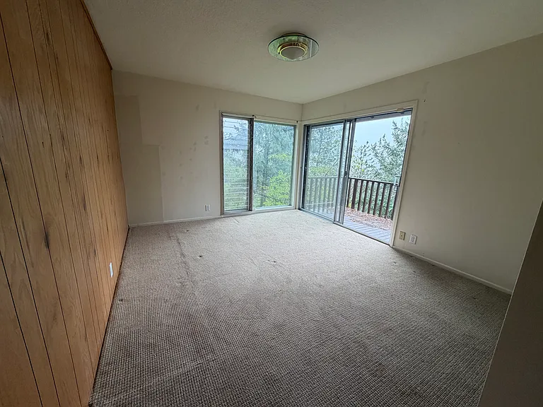 110 Terrace St — Photo 5