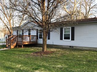 539 Broadway Ave, Saint Charles, MO 63301