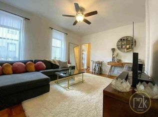 28-28 29th St #12D, Astoria, NY 11102