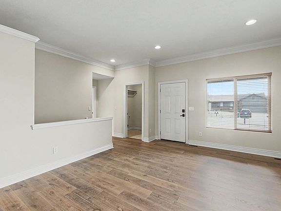 2nd image of 5283 N Lycee St