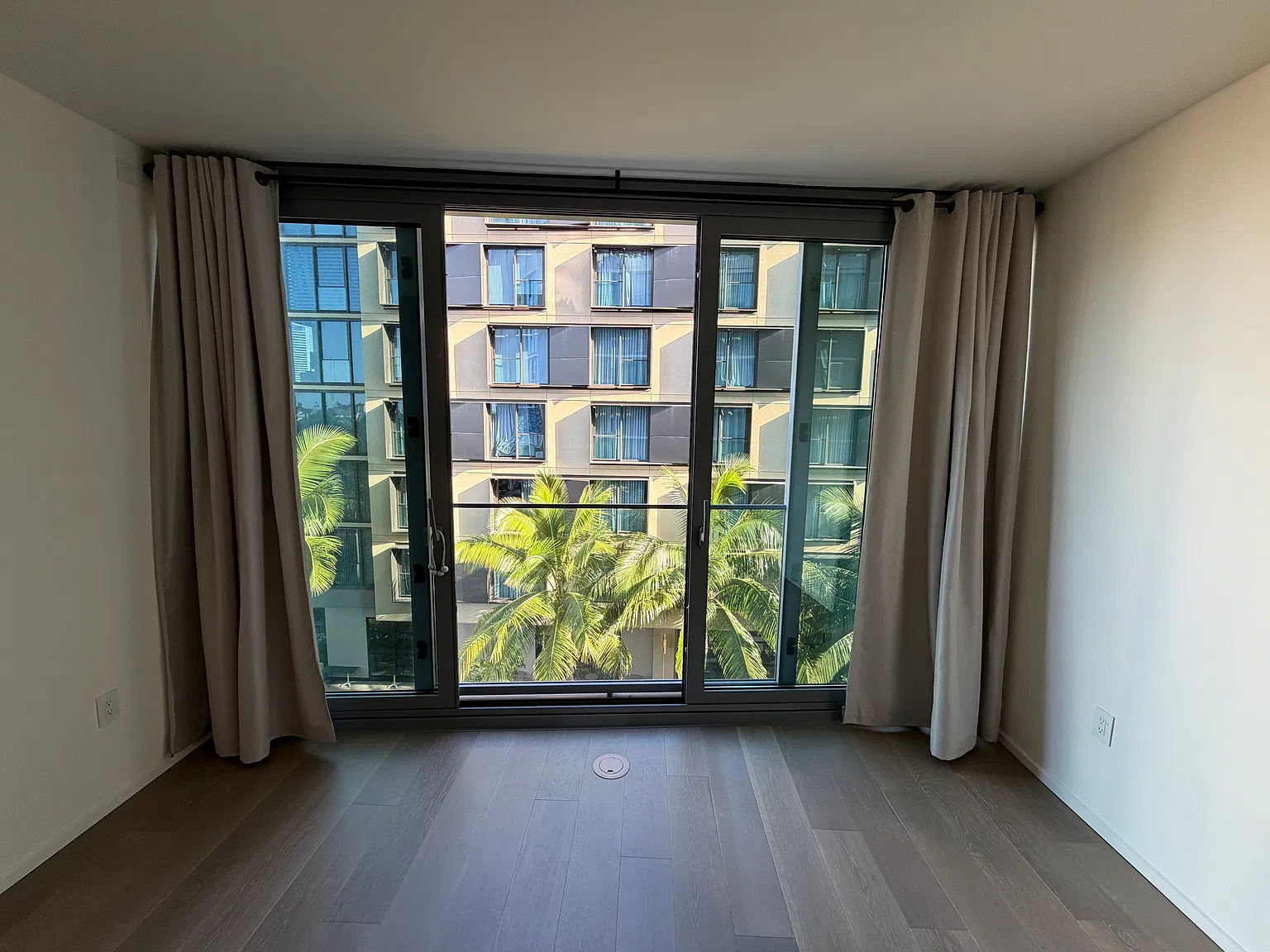 Studio, 297 sqft, $3,100 — Photo 4