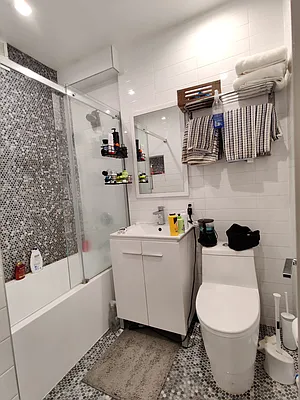 Rented by Signature Property Realty | media 21