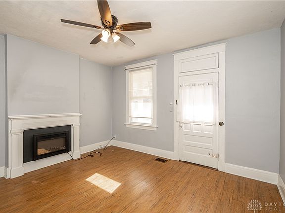 4th image of 120 W Vine St