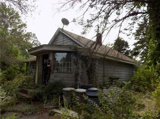 751 Bulgarmarsh Rd, Tiverton, RI 02878