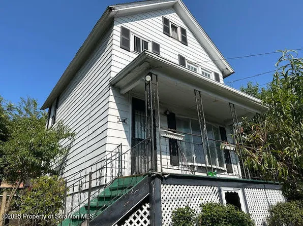 1011 Bennett St, Scranton, PA 18508
