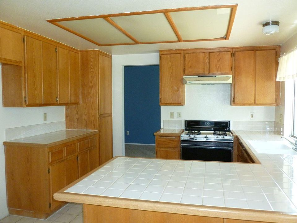 1st image of 2595 Pleasant Way