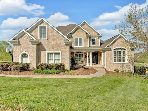 108 Ridgetop Dr, Johnson City, TN 37615