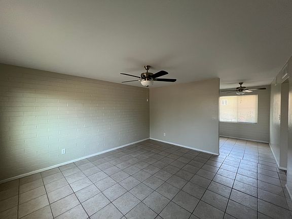4th image of 1924 E Oak St APT 6