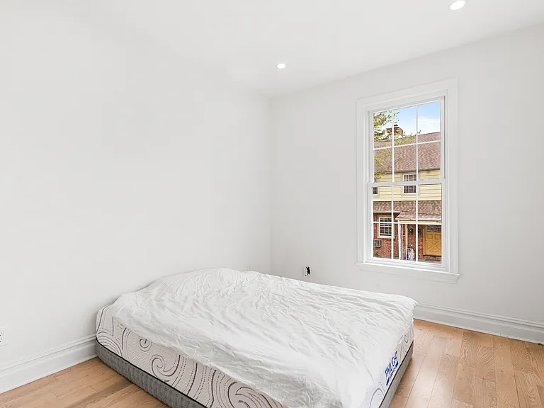 70 E Passaic St #1A — Photo 26
