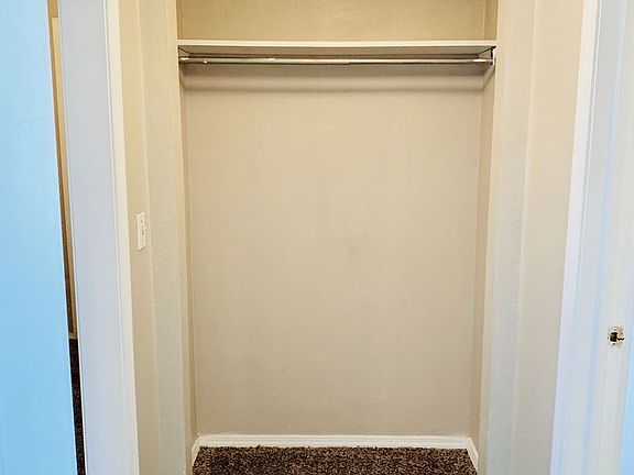 5th image of 847 East Dr APT 2