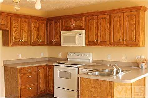 3rd image of 95 River Wood Dr