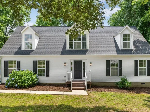 201 Teresa Dr, Rolesville, NC 27571