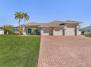 3411 SW 11th Pl, Cape Coral, FL 33914