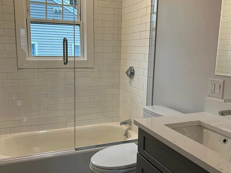 12 Lincoln St #4 — Photo 16