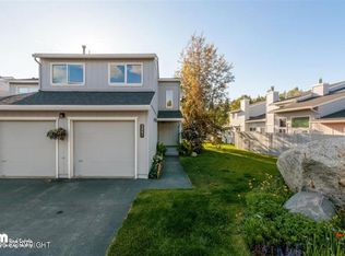 2241 Sunburst Cir, Anchorage, AK 99501
