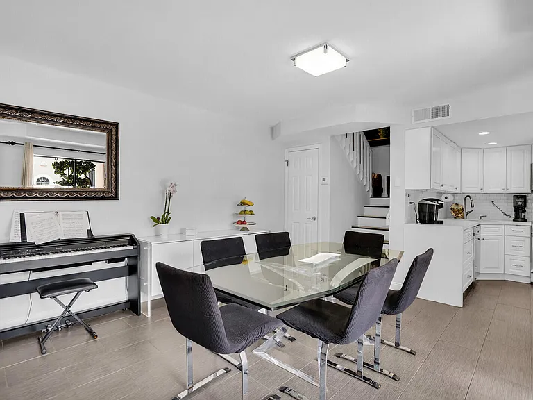 8291 Thames Blvd #C — Photo 4