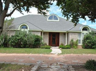 106 Kendall Falls Rd, Comfort, TX 78013