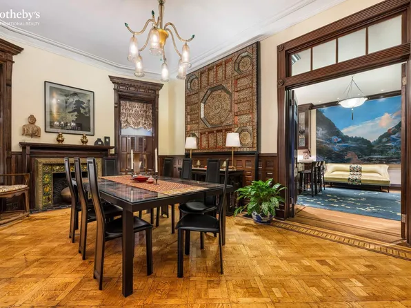 205 West 57th Street image 7 of 13