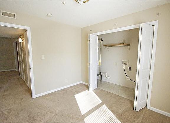 4th image of 2833 Cobalt Dr Unit 1B