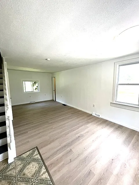 2 bed, 1116 sqft, $2,850 — Photo 2