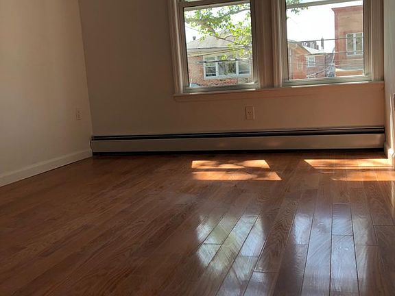 3rd image of 102 Bay 11th St APT 2F