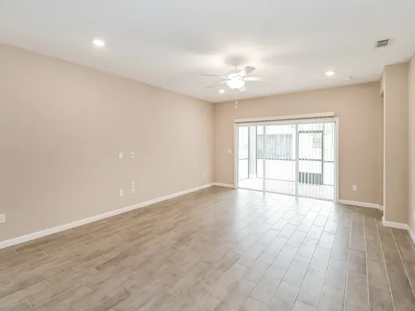 5845 Penny Ln, Jacksonville, FL 32244