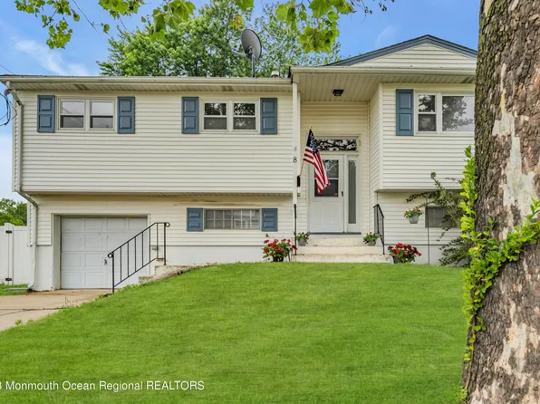 8 Magnolia Avenue, Hazlet, NJ 07730