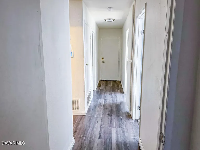 1253 Morven St — Photo 11