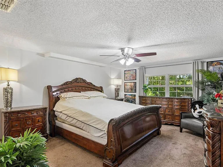 20424 Marguerite Rd — Photo 44