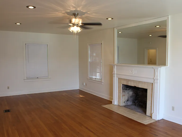2309 Shoal Creek Blvd — Photo 6