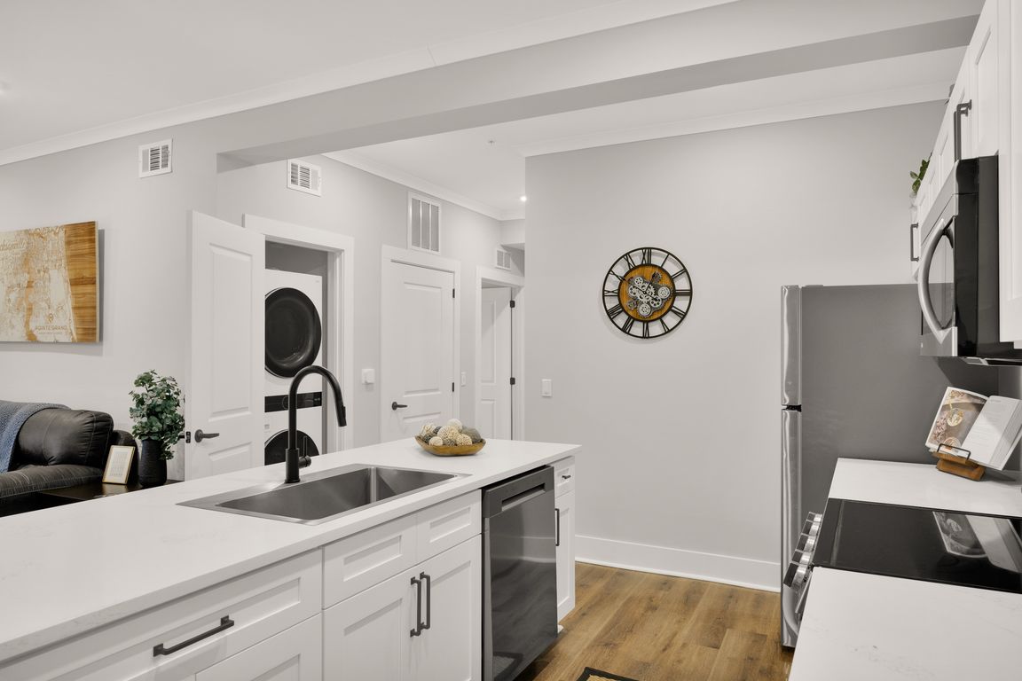 Pointe Grand Kitchen