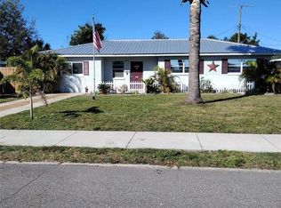 2006 Harvard Ave, Bradenton, FL 34207