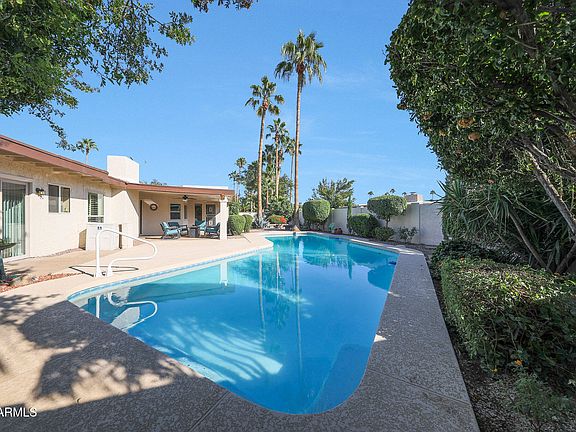 4th image of 6811 E HEARN Road