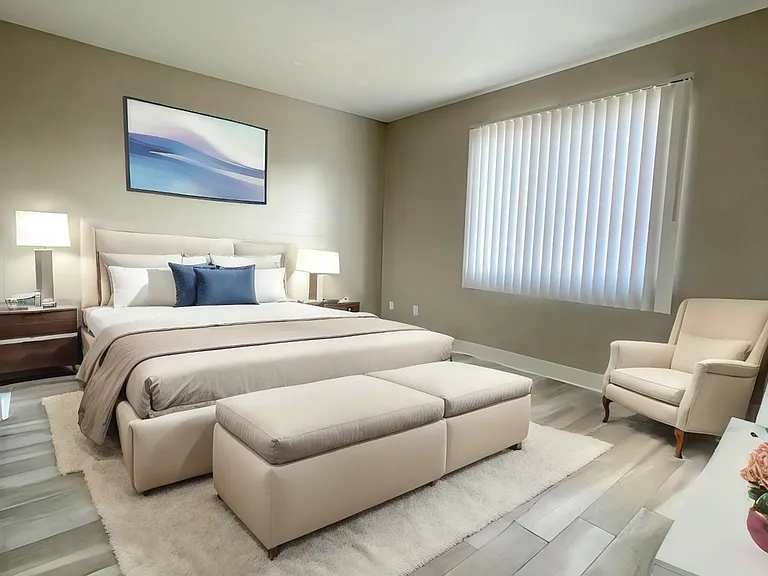 1207 Rose Ave #7 — Photo 3
