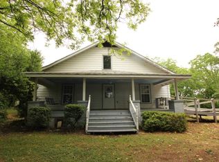 595 Terrapin Crossing Rd, Pickens, SC 29671