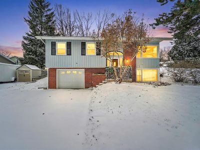 153 North Maple AVENUE, Slinger, WI, 53086