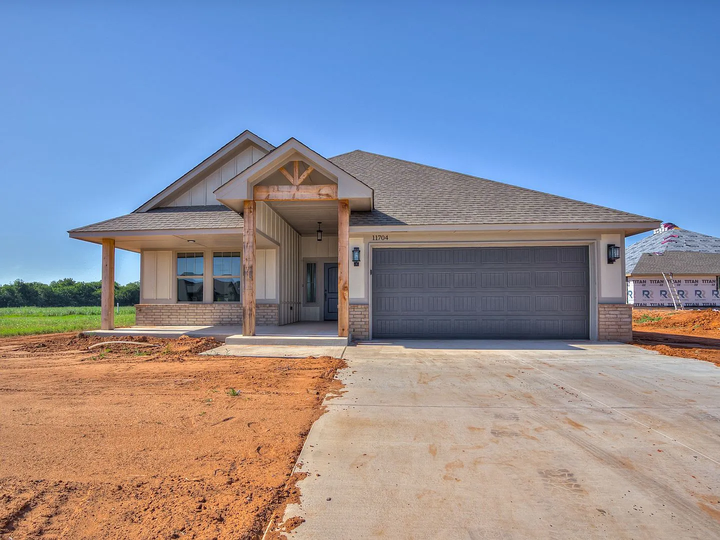 Newer Home Available Mustang Park — Photo 3