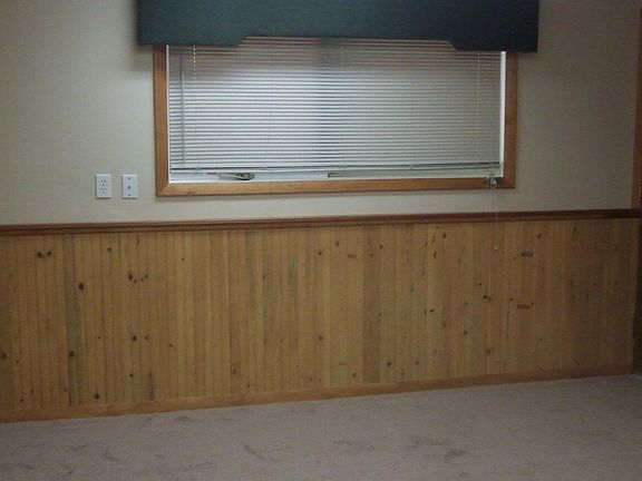5th image of 215 Yale Way