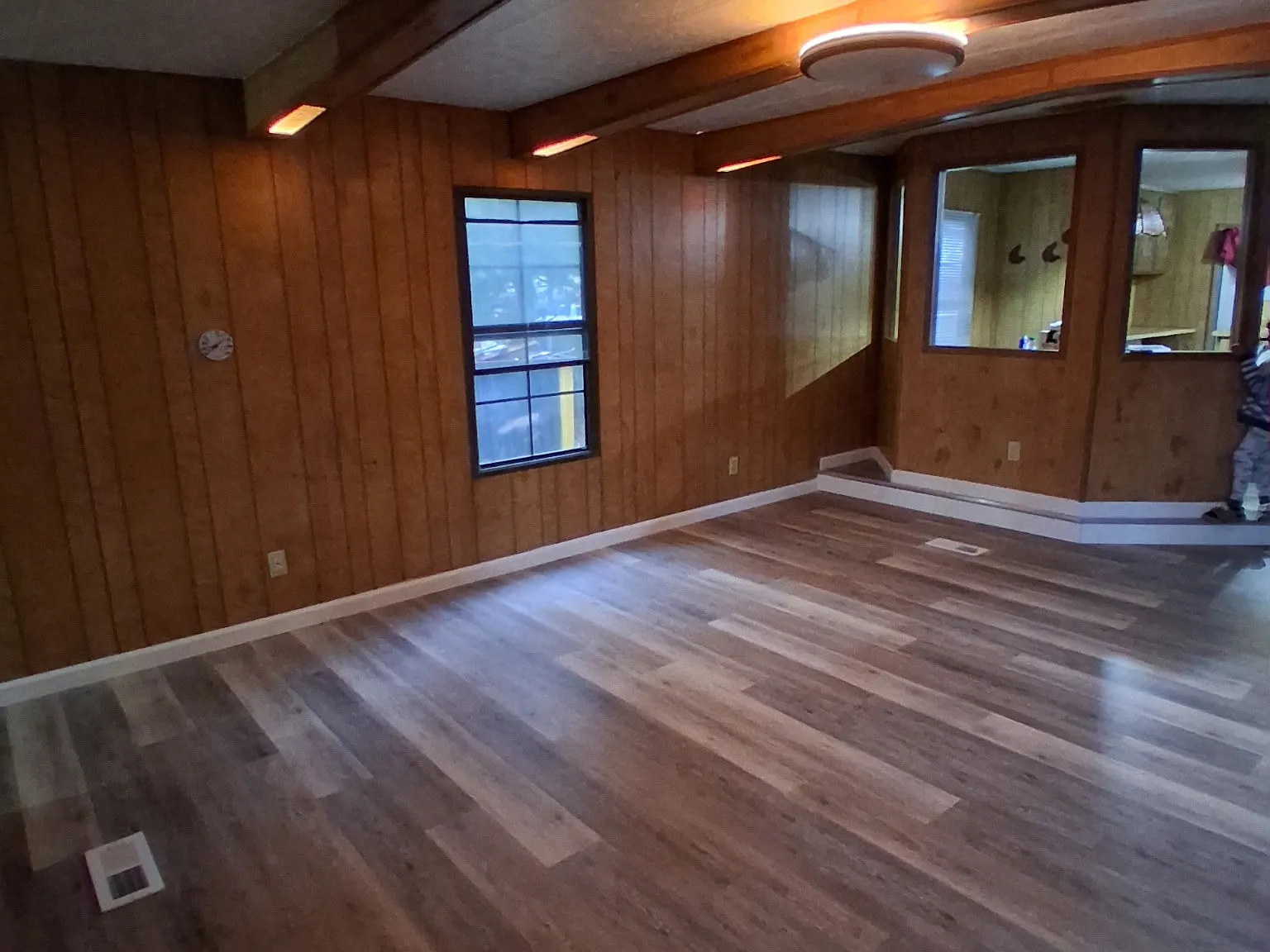 2 bed, $900 — Photo 2