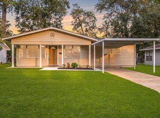 695 Callaway Dr, Beaumont, TX 77706