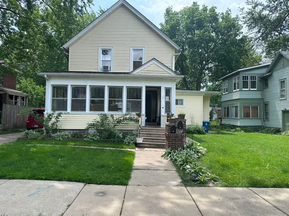 527 Hoyles Ave, Aurora, IL 60505