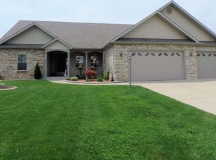52091 Dover Trace Dr, Elkhart, IN 46514