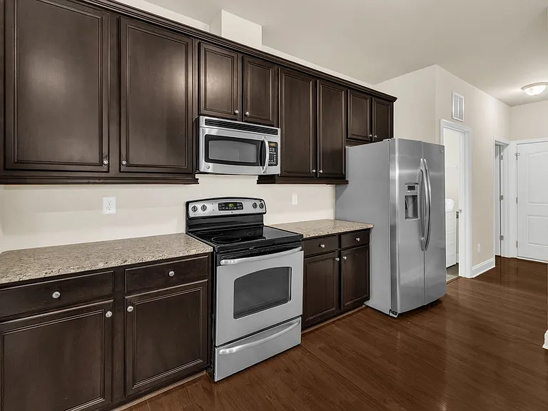 320 Trout Valley Rd — Photo 10