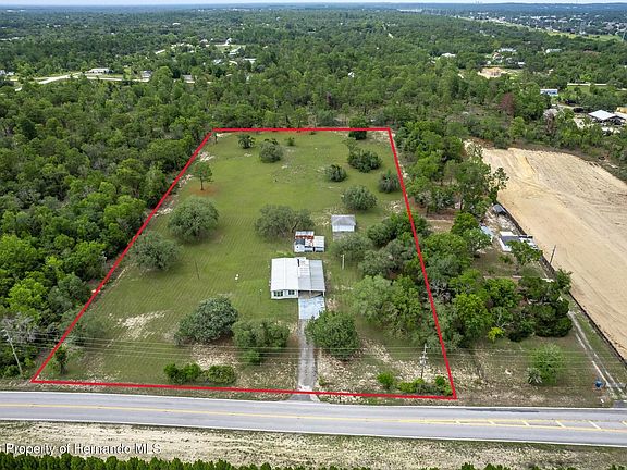 3rd image of 13255 Jacqueline Rd